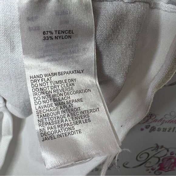 Leo guy tshirt sailor rhinestone White Tee with Black Anchor and Red Bow - Picture 7 of 8